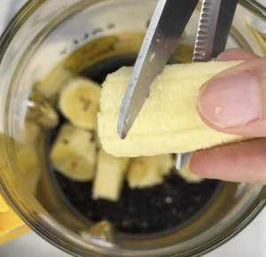 Black Sesame Banana Milk