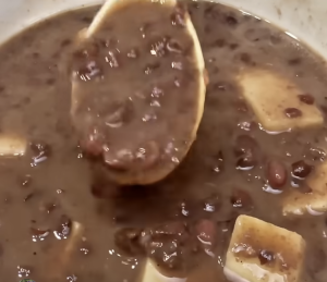 Rice Cooker Red Bean Soup